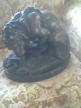 Foto: Proposta di vendita Statua Bronzo - LION ATTAQUE SERPENT - Contemporaneo