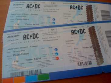 Foto: Proposta di vendita Biglietti di concerti PRIMA RICEVI, POI PAGHI! 2 BIGLIETTI AC/DC 19 MARZ - MILANO