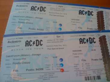 Foto: Proposta di vendita Biglietto da concerti PRIMA RICEVI, POI PAGHI! 2 BIGLIETTI AC/DC 19 MARZ - MILANO