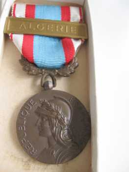 Foto: Proposta di vendita Medaglia Medaglia militare - Tra il 1939 ed il 1945