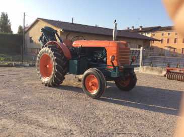 Foto: Proposta di vendita Macchine agricola FORD - FIAT R80